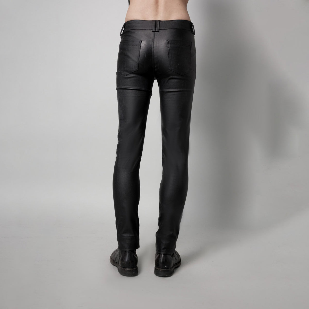 PANTALON CIRE EN CUIR SLIM-FIT FENG